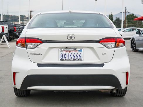 Certified 2021 Toyota Corolla LE image 8