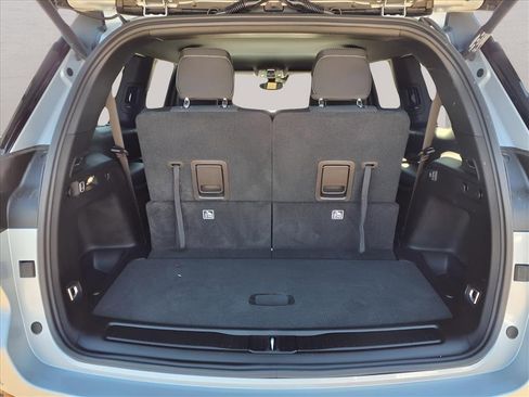 Used 2024 Jeep Grand Cherokee L Laredo w/ Luxury Tech Group I image 23