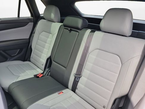 New 2026 Volkswagen Atlas Cross Sport SEL R-Line AWD/4WD image 12