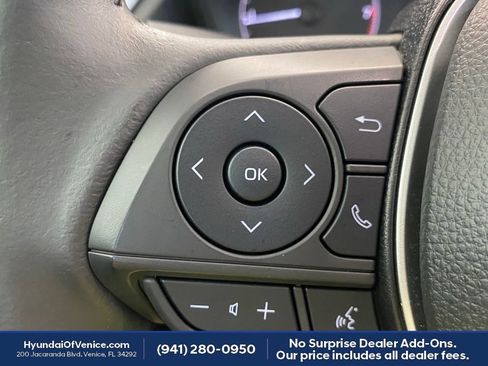 Used 2024 Toyota Corolla Cross LE w/ Moonroof Package FWD image 25