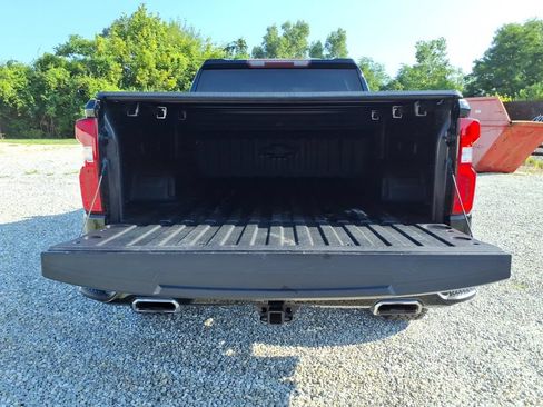 Used 2020 Chevrolet Silverado 1500 Custom Trail Boss w/ Custom Convenience Package AWD/4WD image 7
