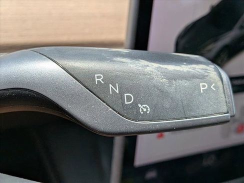 Used 2021 Tesla Model 3 Standard Range Plus RWD image 14