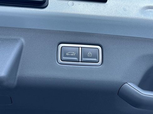 New 2026 Kia EV9 Wind image 8