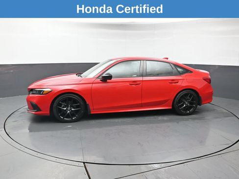 Used 2023 Honda Civic Sport image 2