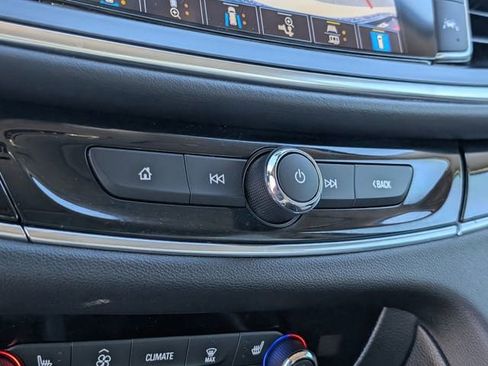 Certified 2023 Buick Enclave Avenir w/ Avenir Technology Package image 17