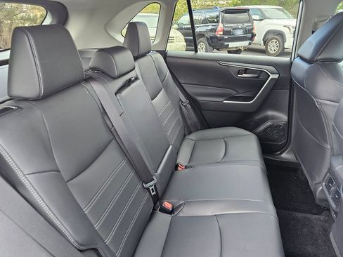Used 2025 Toyota RAV4 XLE Premium w/ Weather Package AWD/4WD image 15