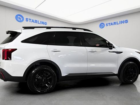 Used 2024 Kia Sorento SX Prestige w/ Sage Leather Package AWD/4WD image 11