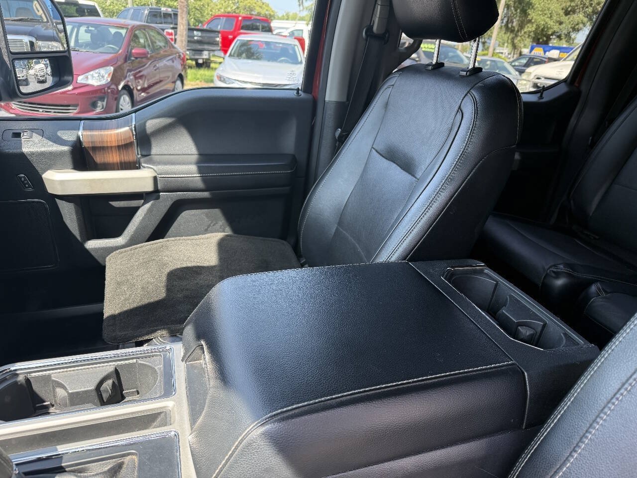 Used 2016 Ford F150 Lariat w/ Equipment Group 502A Luxury AWD/4WD image 5