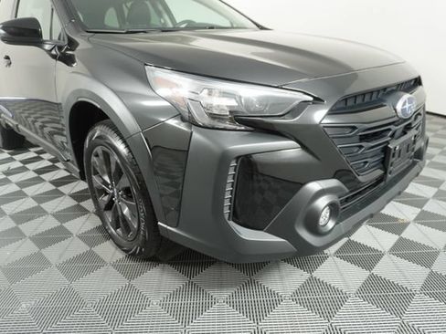 Certified 2025 Subaru Outback Onyx Edition AWD/4WD image 10