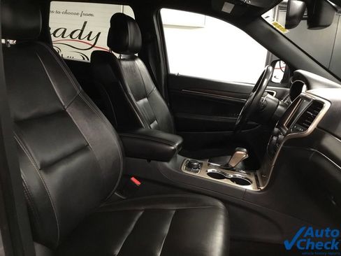 Used 2016 Jeep Grand Cherokee Limited image 36