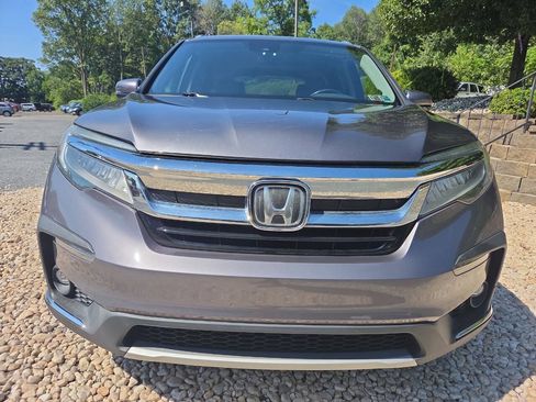 Used 2019 Honda Pilot Touring image 9