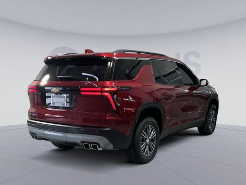 New 2026 Chevrolet Traverse LT w/ Enhanced Driving Package image 16