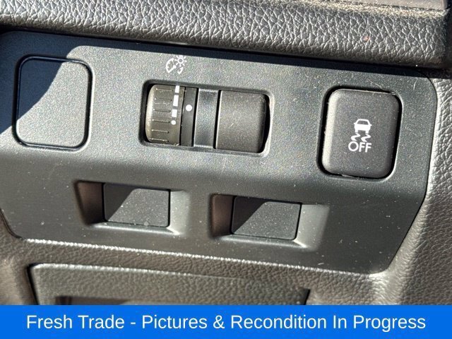 Used 2013 Subaru Crosstrek 2.0i Premium AWD/4WD image 15