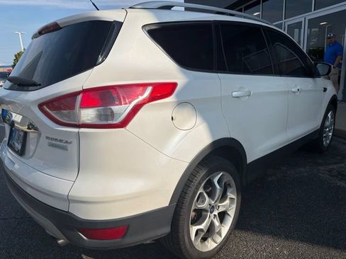 Used 2015 Ford Escape Titanium w/ Equipment Group 301A FWD image 5