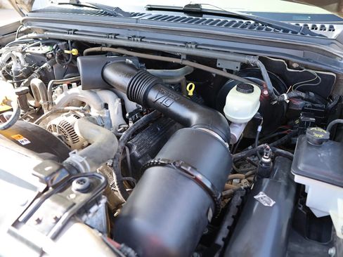 Used 2004 Ford Excursion Limited AWD/4WD image 47