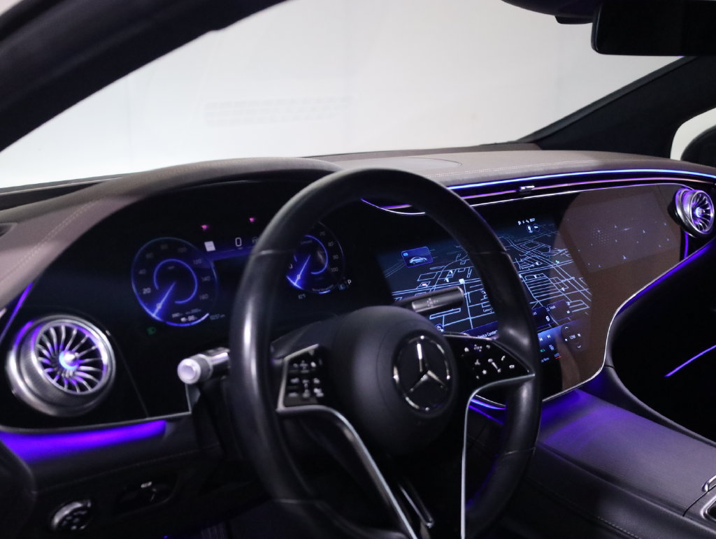 Certified 2023 Mercedes-Benz EQS 580 4MATIC Sedan image 38
