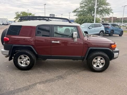 Used 2008 Toyota FJ Cruiser 4WD image 5