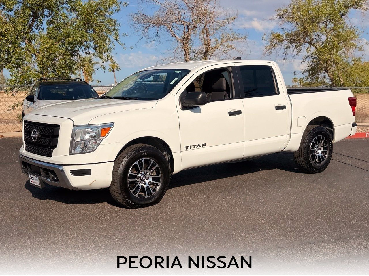 Certified 2023 Nissan Titan SV AWD/4WD image 1