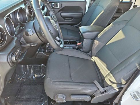 Used 2021 Jeep Wrangler Unlimited Sport S image 16