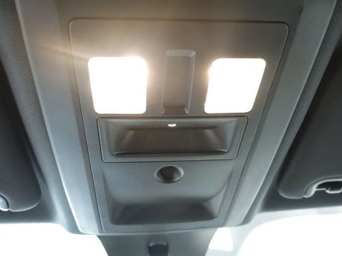 Certified 2023 RAM 1500 Warlock AWD/4WD image 38