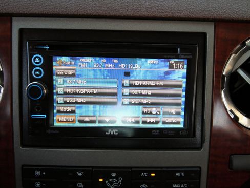 Used 2011 Ford F250 King Ranch w/ King Ranch w/Chrome Pkg image 31