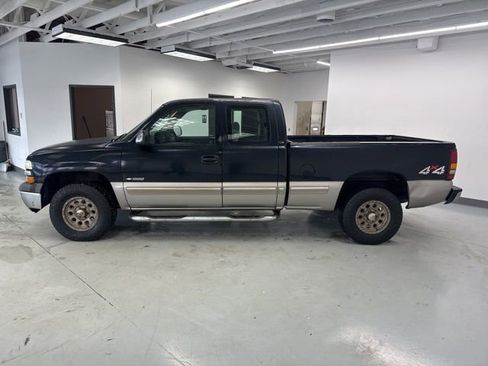 Used 2000 Chevrolet Silverado 1500 LS image 6