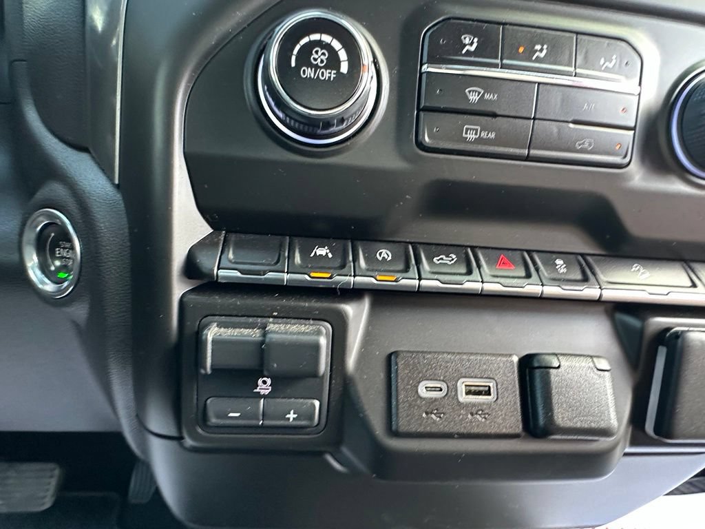 Used 2025 Chevrolet Silverado 1500 Custom Trail Boss AWD/4WD image 34