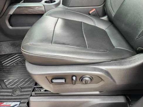 Used 2021 Chevrolet Silverado 1500 LTZ AWD/4WD image 24