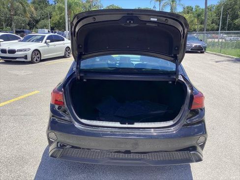Used 2024 Kia Forte LXS FWD image 12