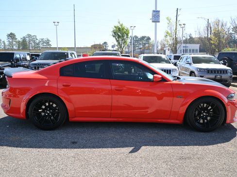 Used 2020 Dodge Charger Scat Pack image 16