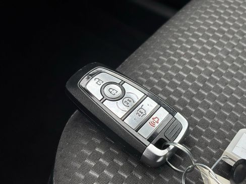 Used 2023 Ford Escape SE FWD image 27