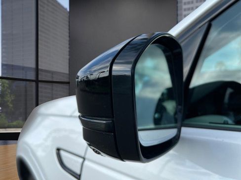 Certified 2024 Land Rover Discovery Sport S image 11