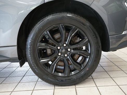 Used 2023 Ford Edge SE w/ Black Appearance Package AWD/4WD image 47