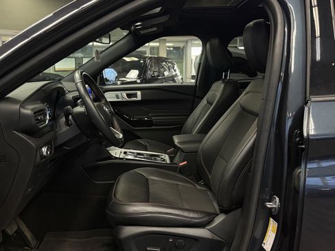 Used 2023 Ford Explorer ST-Line w/ Class IV Trailer Tow Package image 21