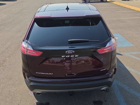 Used 2022 Ford Edge Titanium w/ Equipment Group 301A AWD/4WD image 9