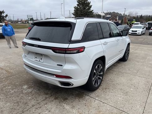 Certified 2023 Jeep Grand Cherokee Overland image 7