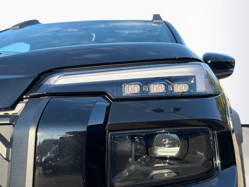 New 2026 Subaru Outback Limited image 9