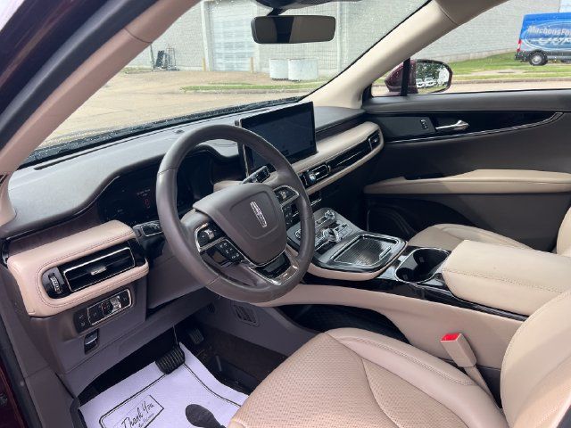 Used 2022 Lincoln Nautilus Reserve AWD/4WD image 34