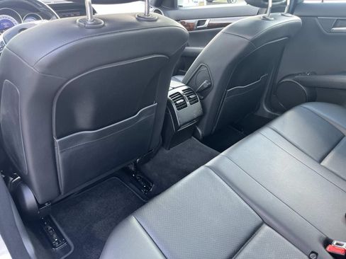 Used 2014 Mercedes-Benz C 250 Sedan image 17