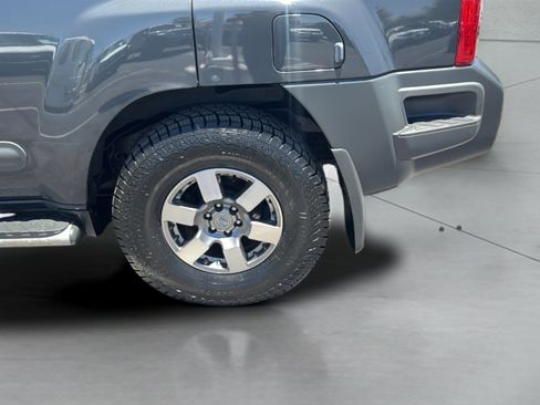 Used 2013 Nissan Xterra PRO-4X AWD/4WD image 37