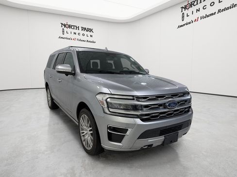 Used 2023 Ford Expedition Max Platinum AWD/4WD image 7