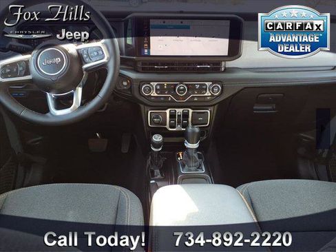 Certified 2025 Jeep Wrangler Unlimited Sahara image 13