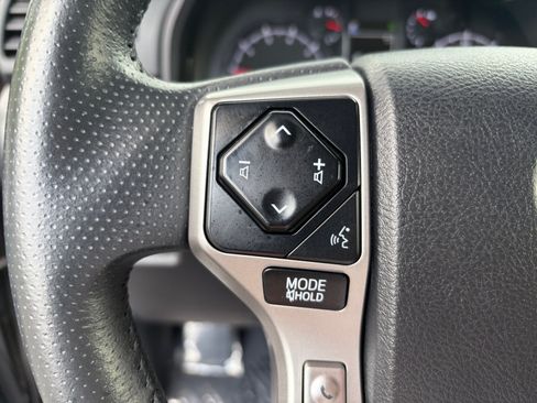 Used 2023 Toyota 4Runner SR5 AWD/4WD image 14