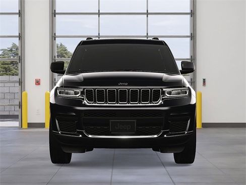 New 2023 Jeep Grand Cherokee L Laredo image 9