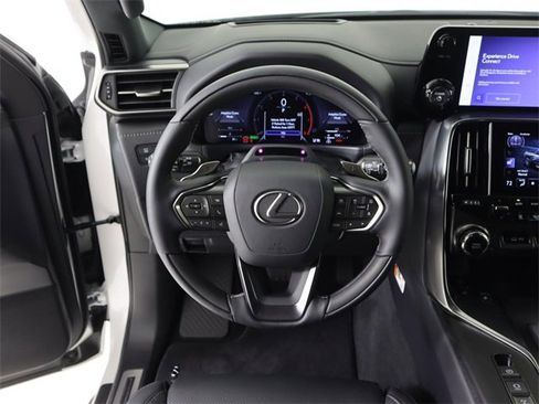 New 2026 Lexus LX 700h Luxury image 21