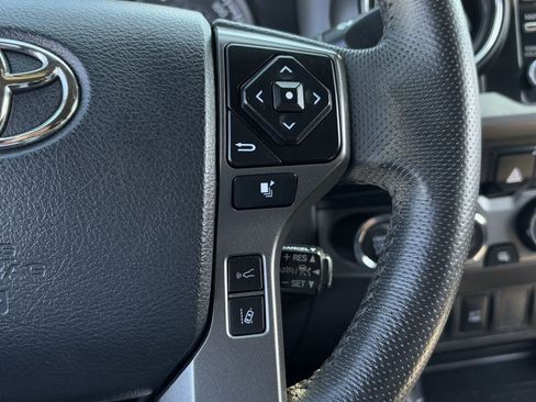 Used 2023 Toyota Tacoma TRD Off-Road image 17