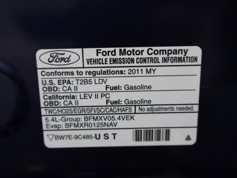 Used 2011 Ford Mustang Shelby GT500 RWD image 20