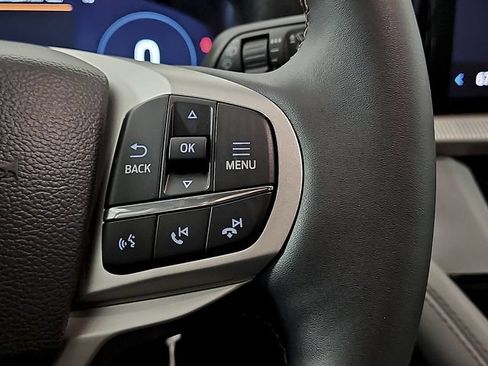 Used 2026 Ford Explorer Active w/ Active Comfort Package RWD image 20