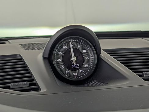 Certified 2025 Porsche 911 Carrera S RWD image 29