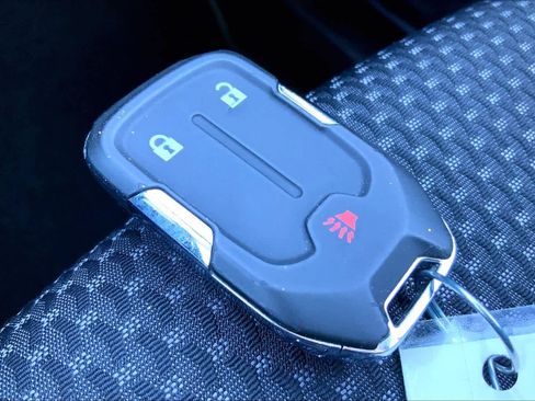 Used 2024 GMC Terrain SLE image 14